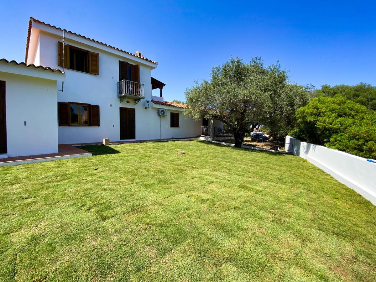 Appartamenti Residenziali Bonsai San Teodoro  Buitenkant foto