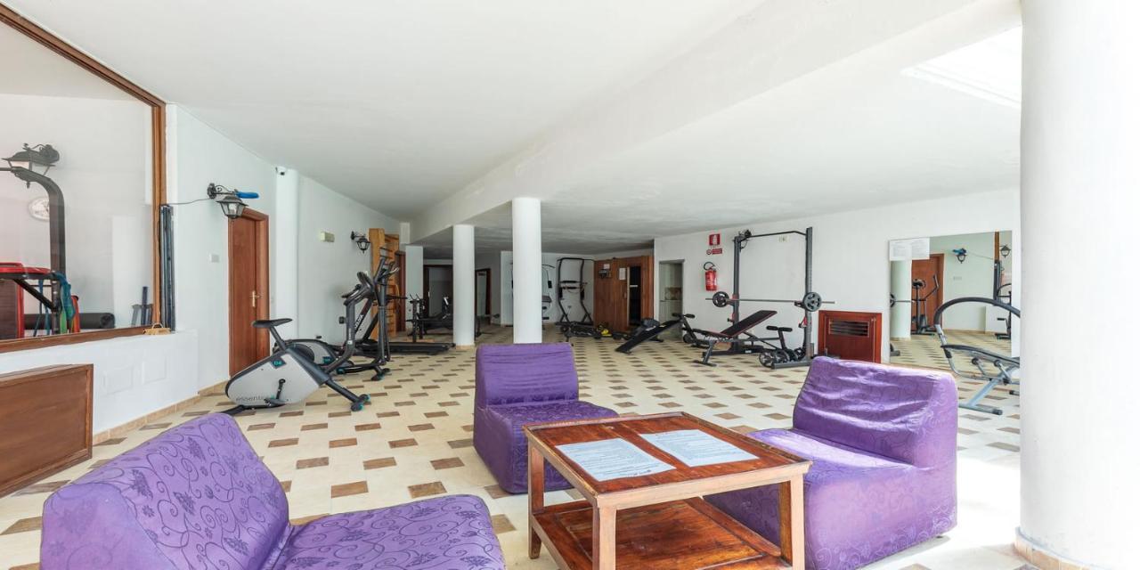 Appartamenti Residenziali Bonsai San Teodoro  Buitenkant foto